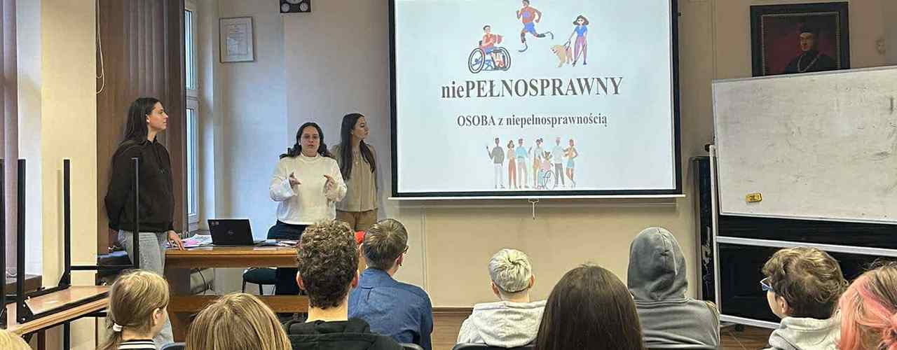 projekt_studentow_-_niepelnosprawny_2024-1280.jpeg